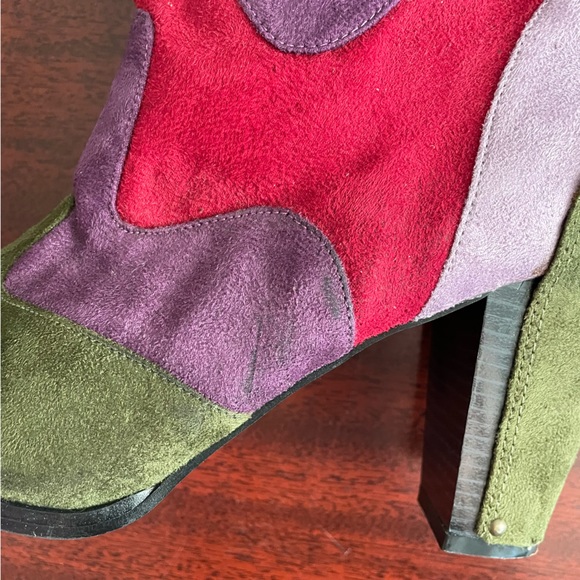 NWOT Michael Antonio Geometric Faux Suede Cowboy Boots Size 9 - Picture 8 of 11